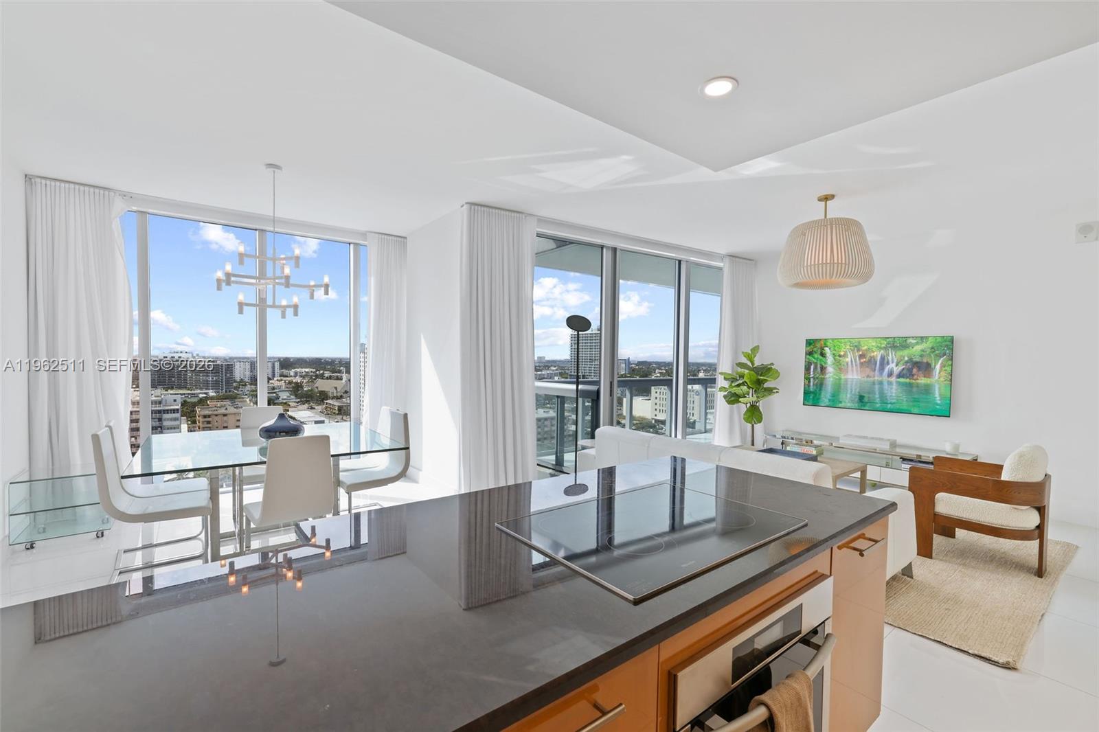 6899 Collins Ave 1410