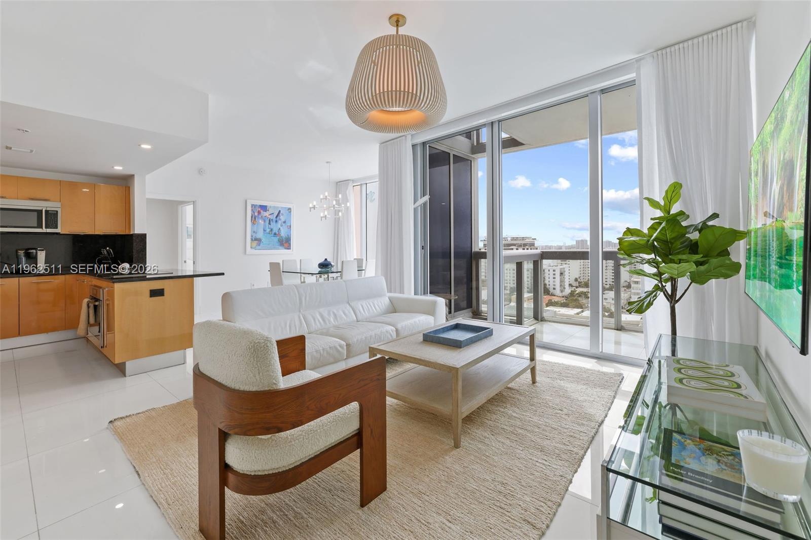 6899 Collins Ave 1410