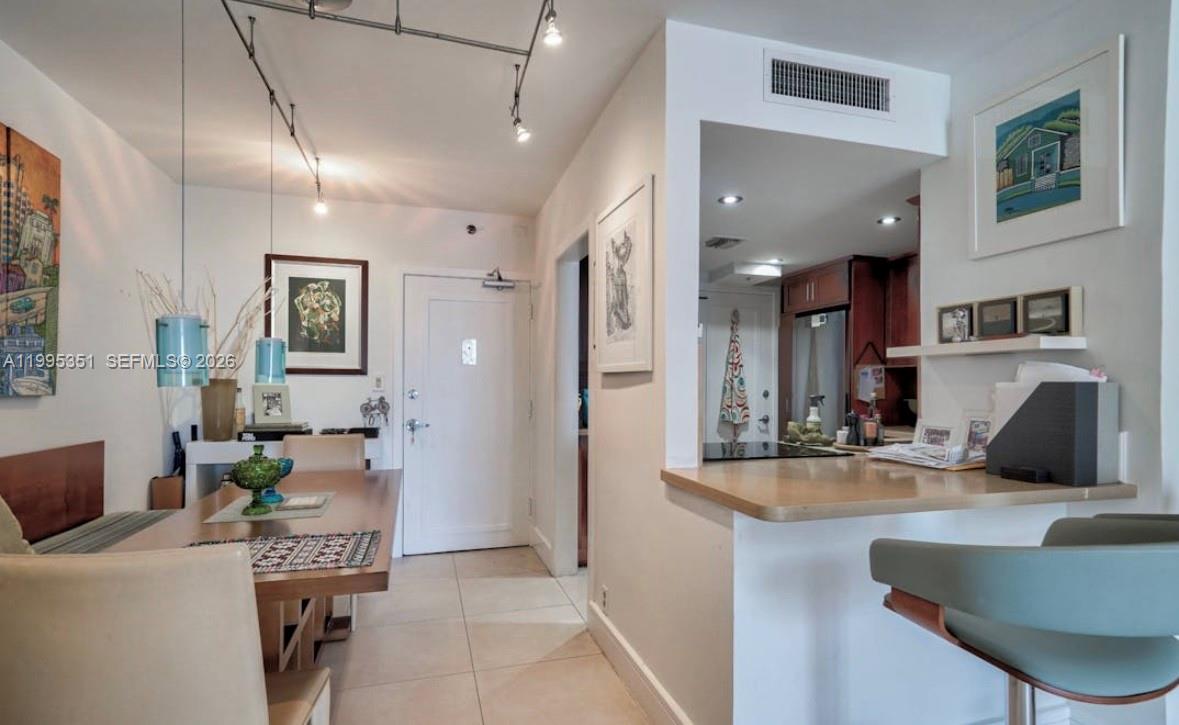 MIRADOR 1000 CONDO - Residential