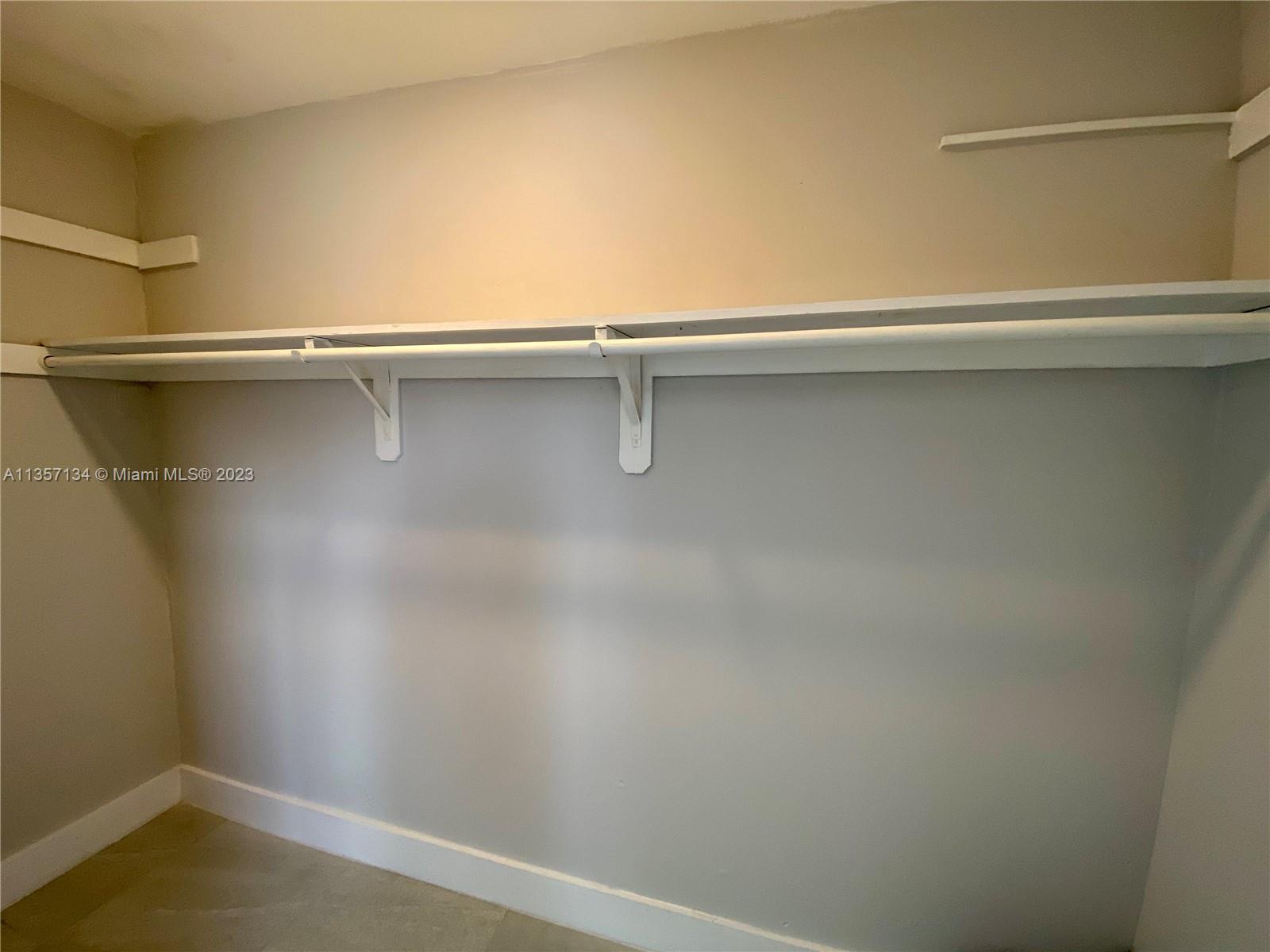 WOODCREST - Residential Lease