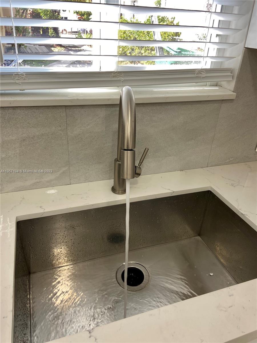 WOODCREST - Residential Lease