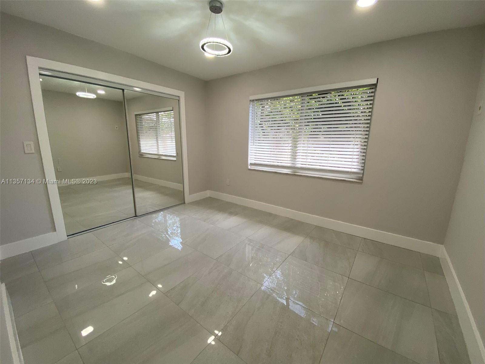 WOODCREST - Residential Lease
