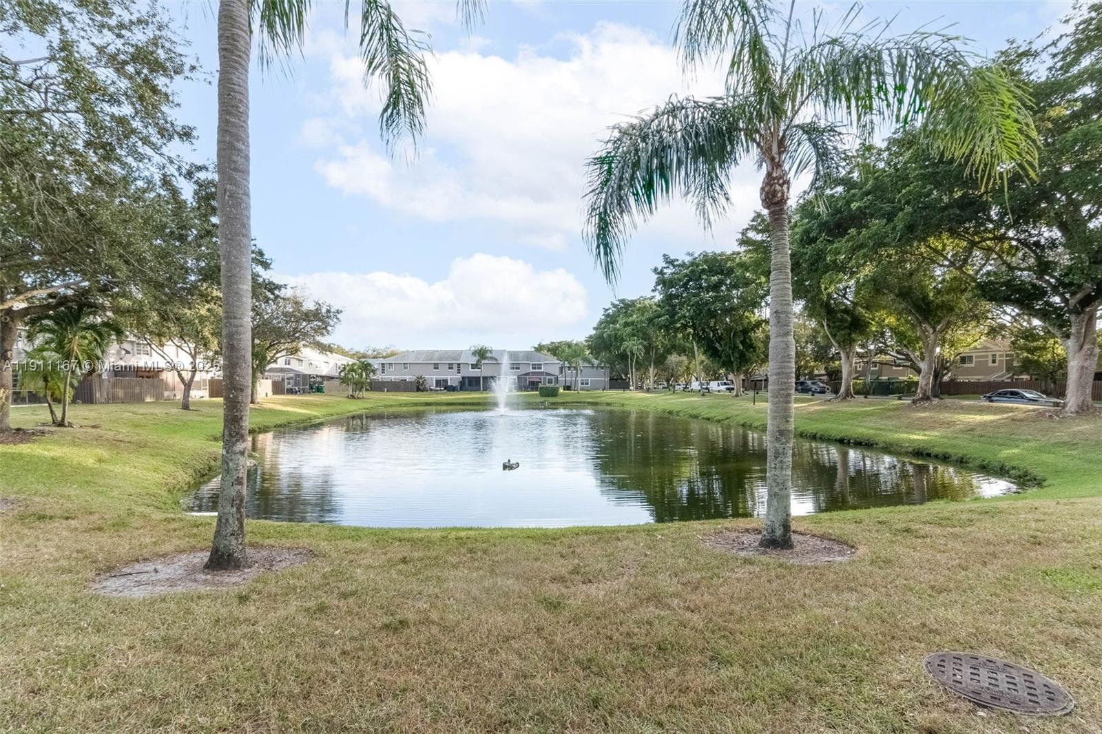 FLAMINGO GARDENS - Residential