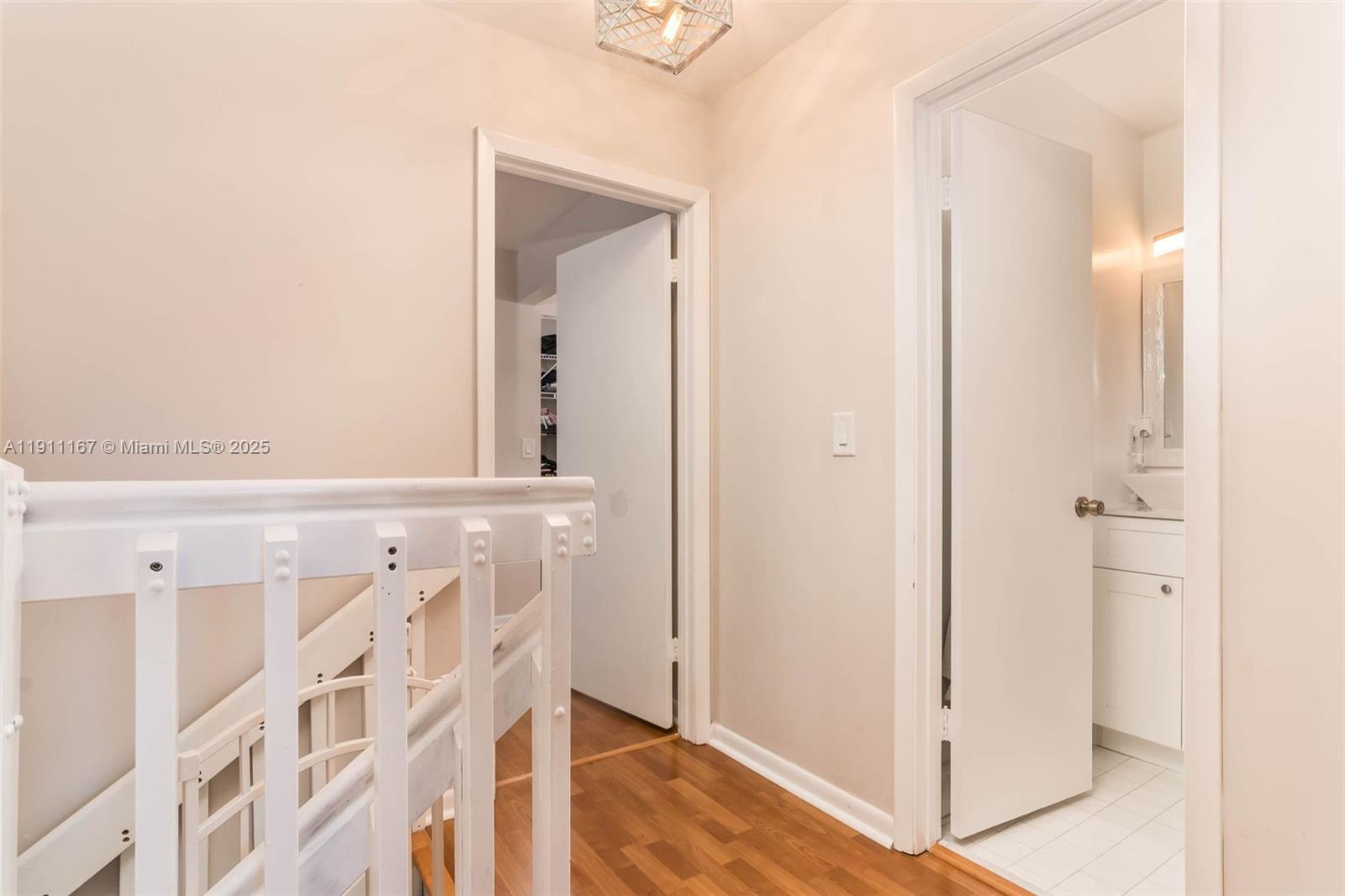 FLAMINGO GARDENS - Residential