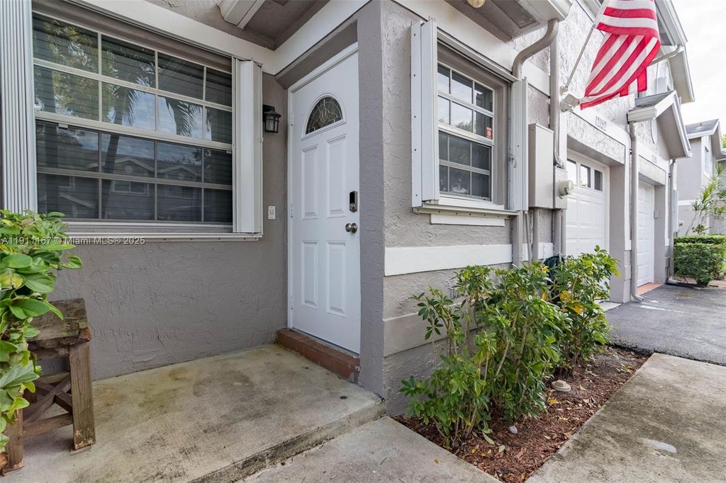 Photo of 12152 SW 49th Ct, Cooper City, FL 33330 (MLS # A11911167)