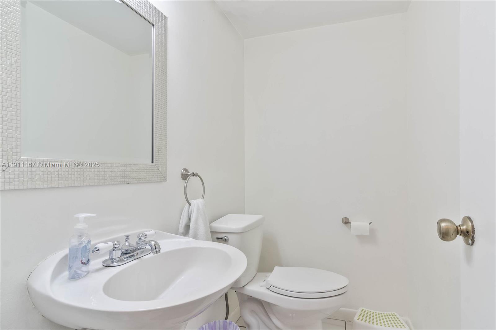 FLAMINGO GARDENS - Residential