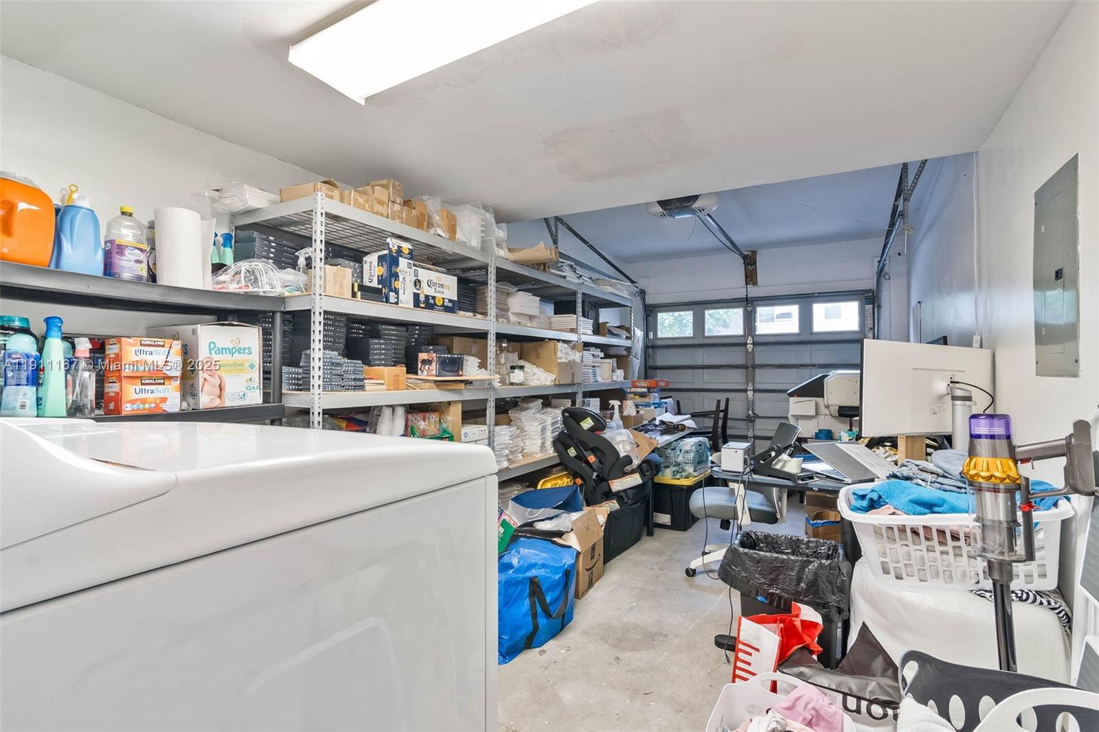 FLAMINGO GARDENS - Residential