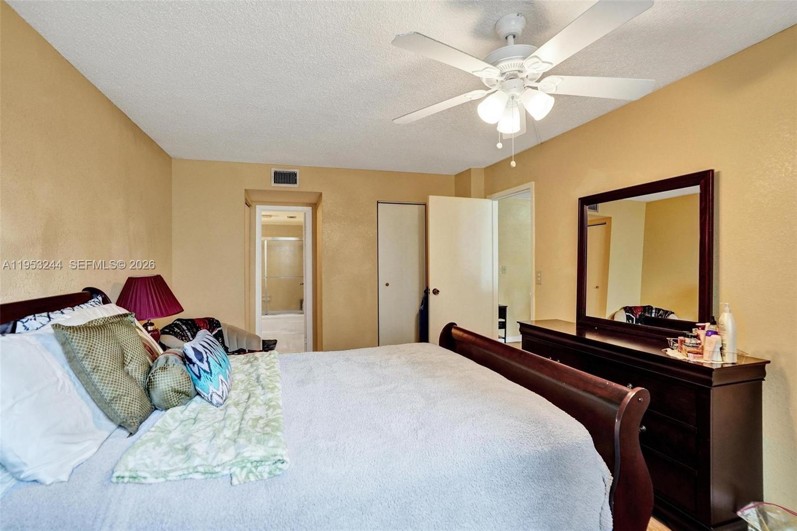 CYPRESS CHASE CONDO NO 2 - Residential