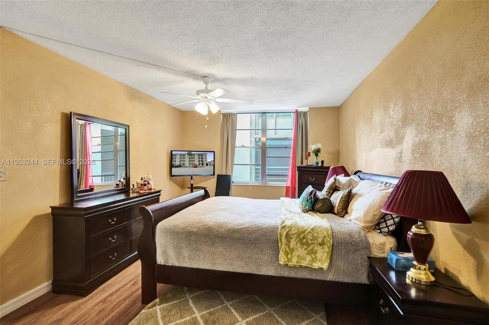 CYPRESS CHASE CONDO NO 2 - Residential