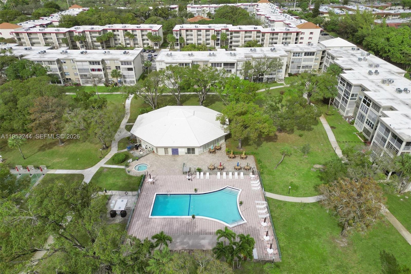 CYPRESS CHASE CONDO NO 2 - Residential