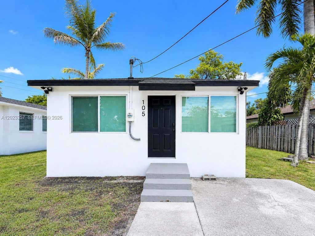 Photo of 105 SW 4th Ave #0, Hallandale Beach, FL 33009 (MLS # A12023357)