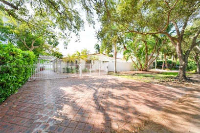 230 CRANWOOD DR Key Biscayne FL 33149