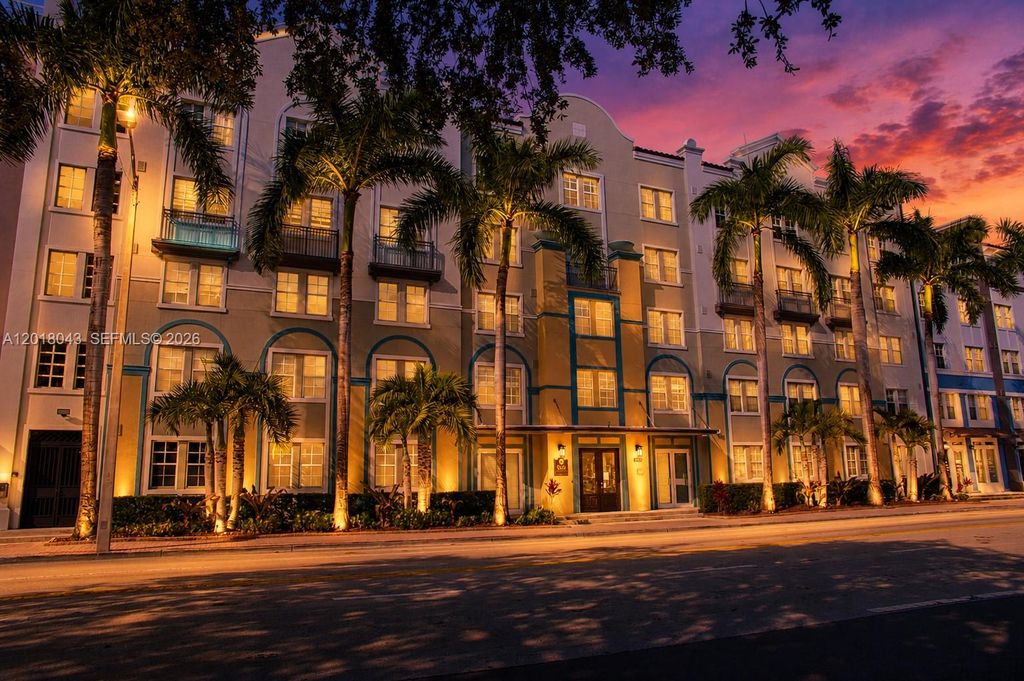 Photo of 533 NE 3rd Ave #147, Fort Lauderdale, FL 33301 (MLS # A12018043)
