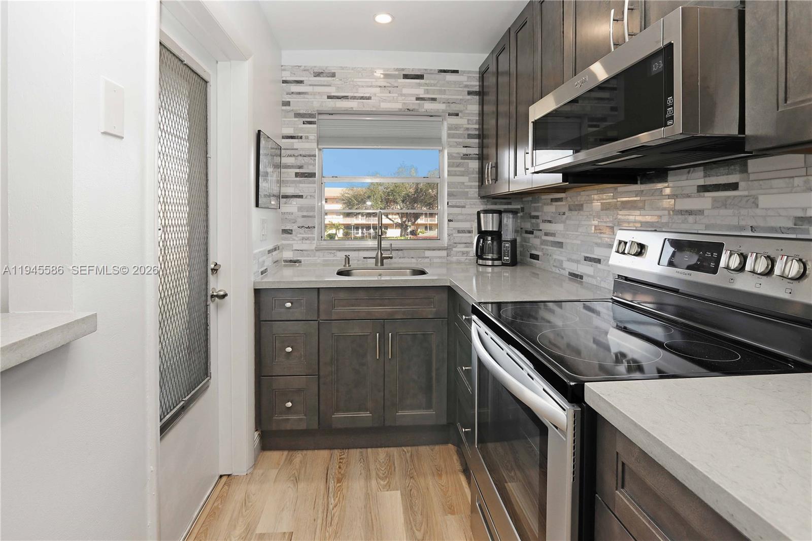 BEVERLY HILLS CONDO NUMBE - Residential