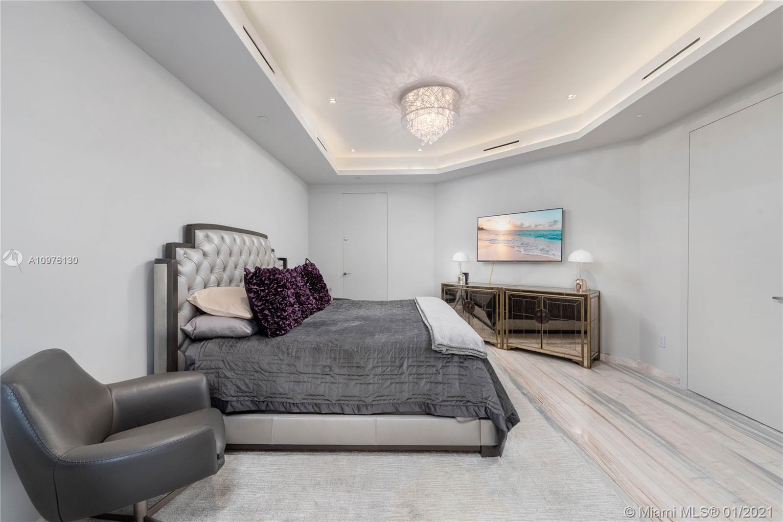 ST REGIS BAL HARBOUR - Residential