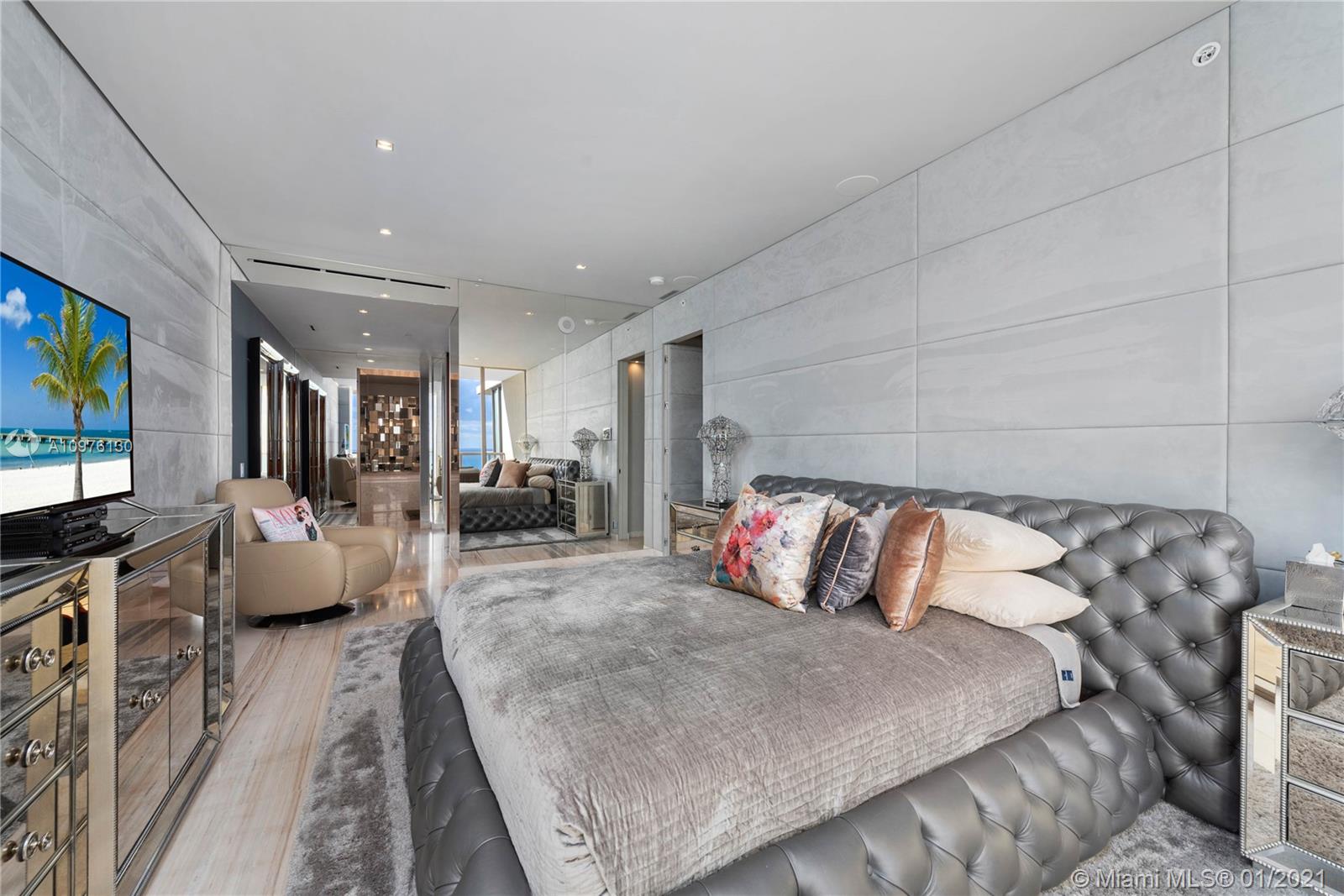 ST REGIS BAL HARBOUR - Residential