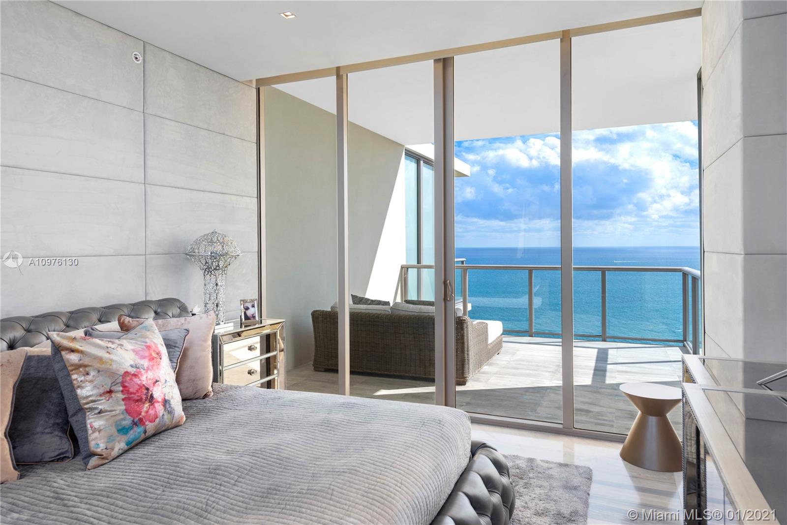 ST REGIS BAL HARBOUR - Residential
