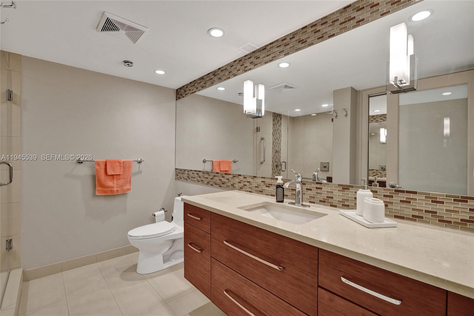 TOWERS OF OCEANVIEW EAST - Residential