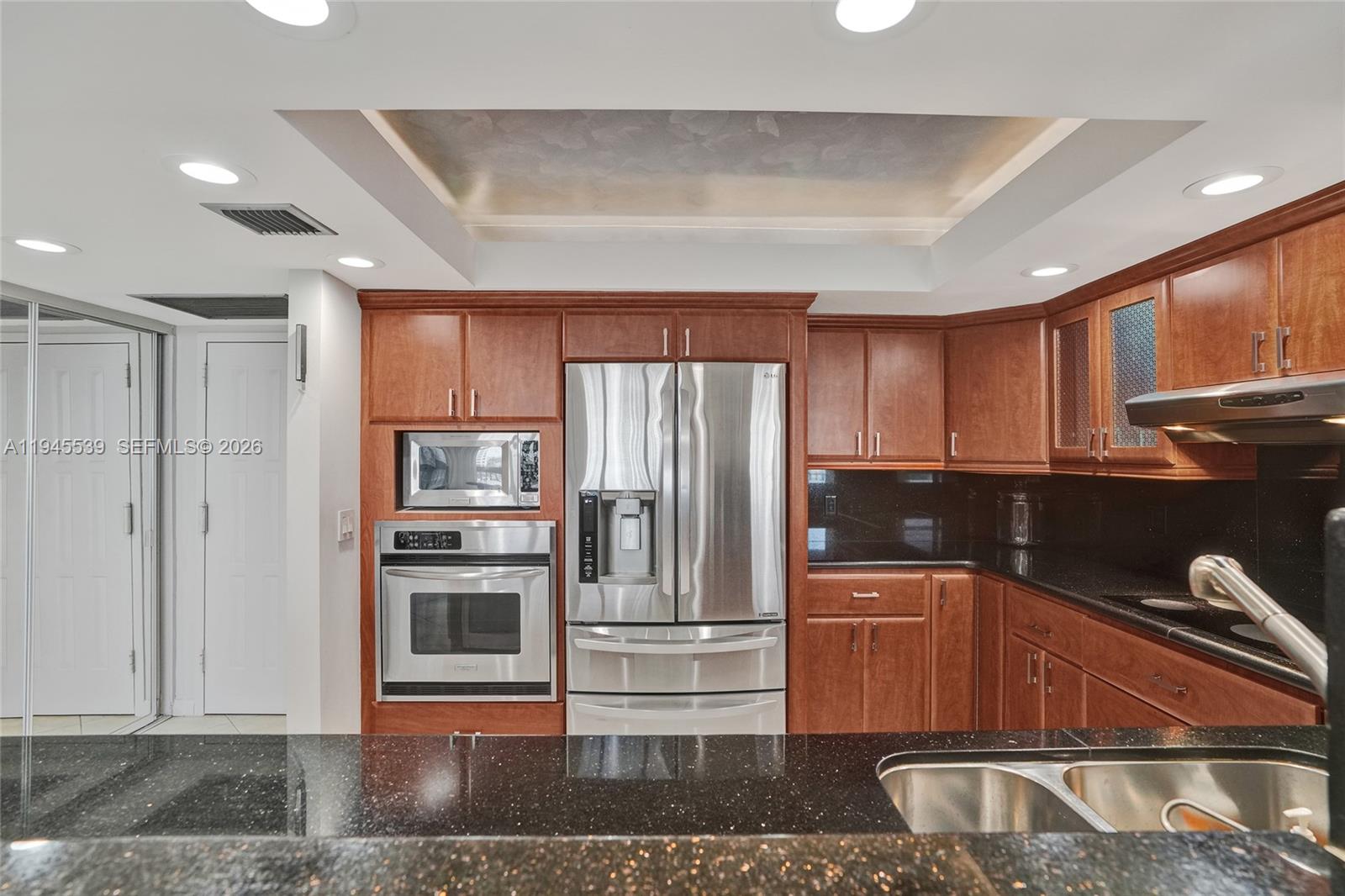 TOWERS OF OCEANVIEW EAST - Residential