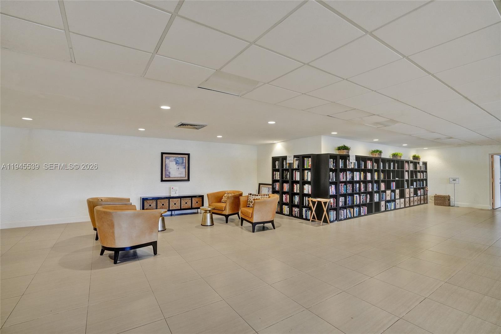 TOWERS OF OCEANVIEW EAST - Residential