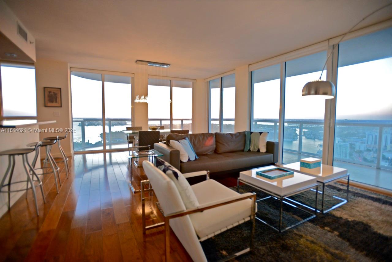 AKOYA CONDO - Residential Lease