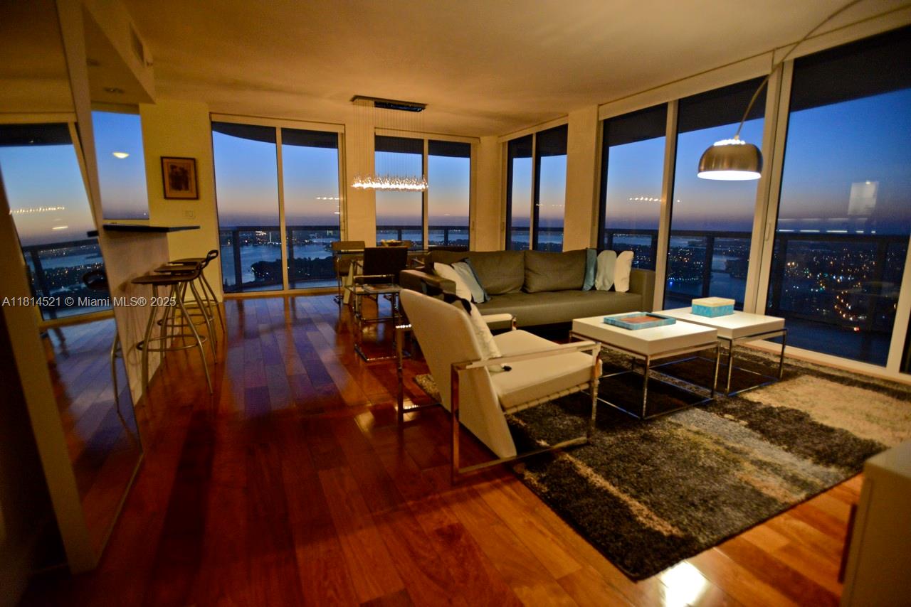 AKOYA CONDO - Residential Lease