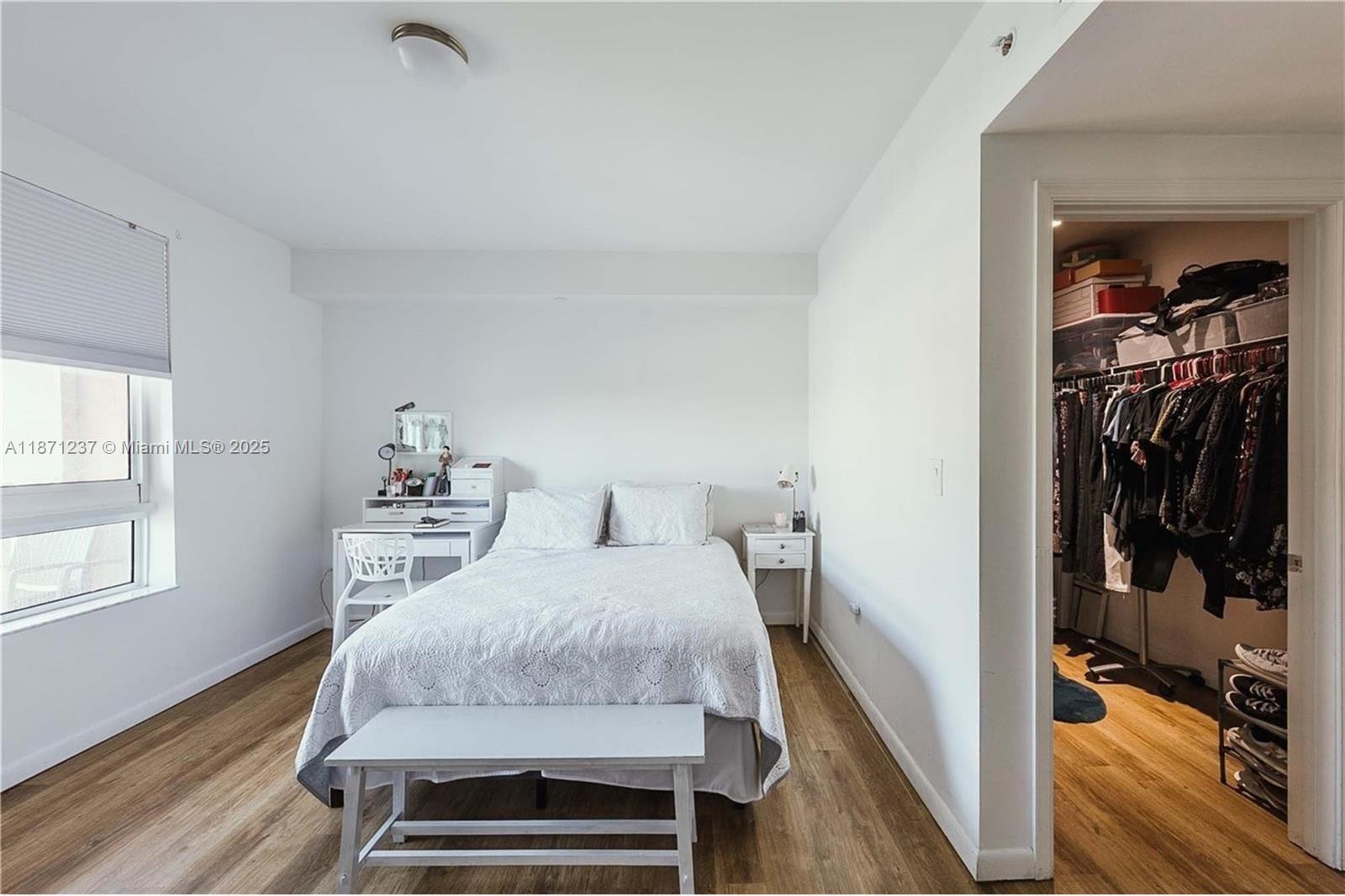 TOSCANO CONDO - Residential