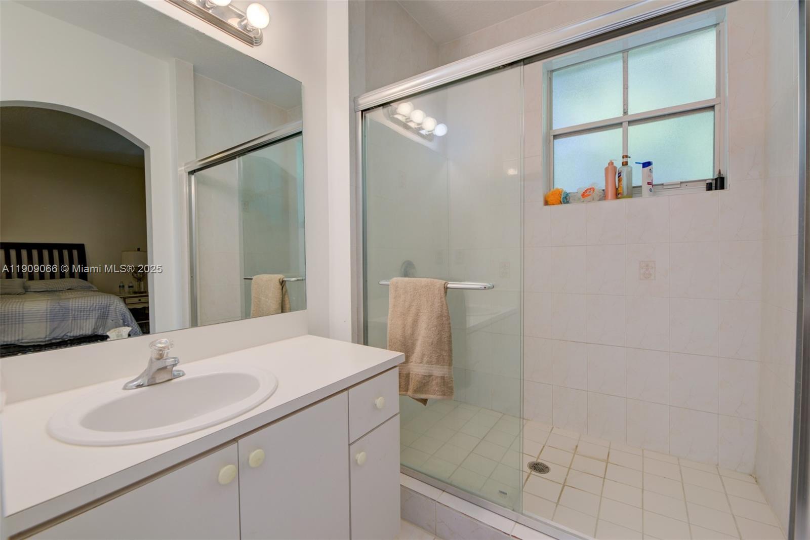 VILLAS AT HARBOR ISLES CO - Residential