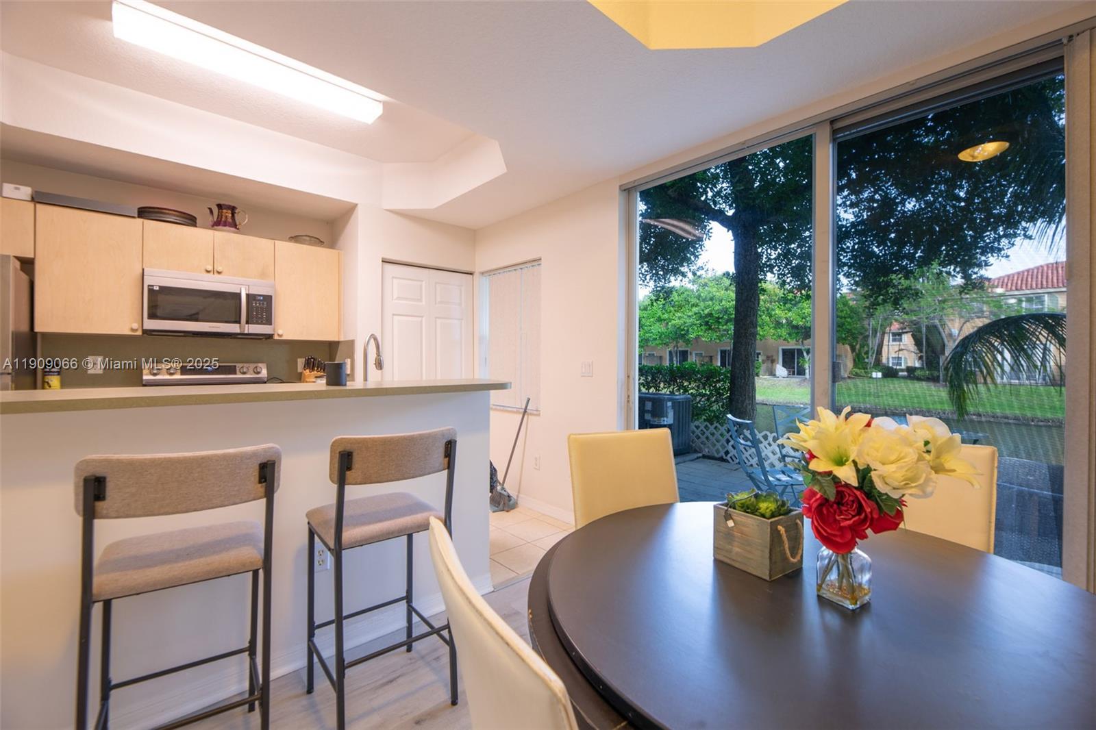 VILLAS AT HARBOR ISLES CO - Residential