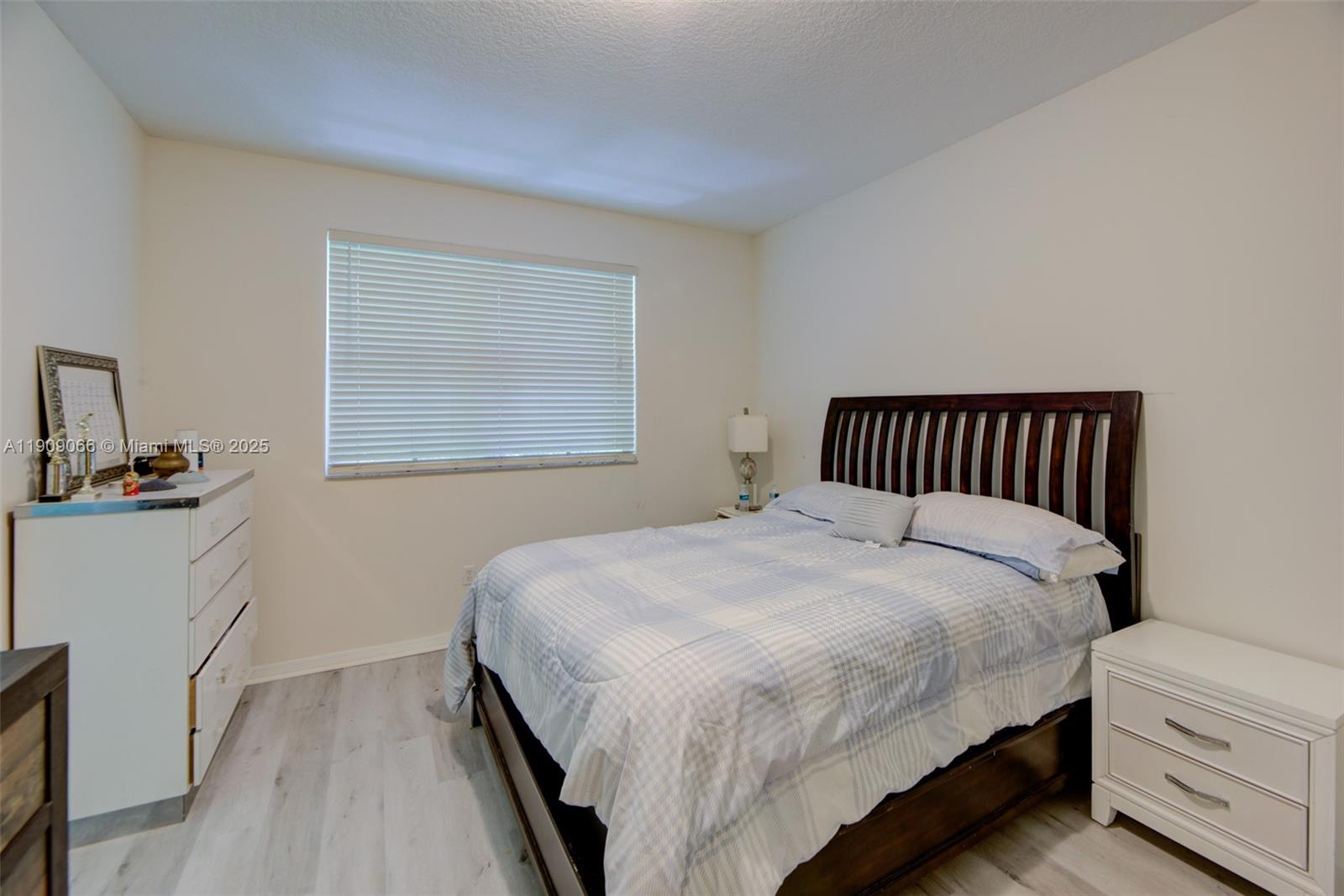 VILLAS AT HARBOR ISLES CO - Residential