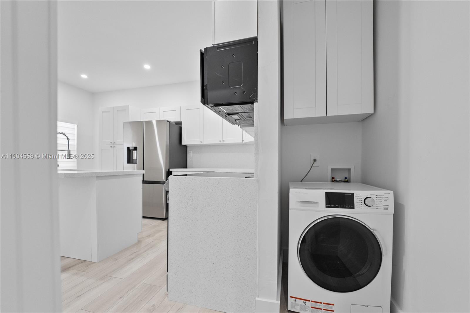 BRICKELL RIVERVIEW - Residential Lease