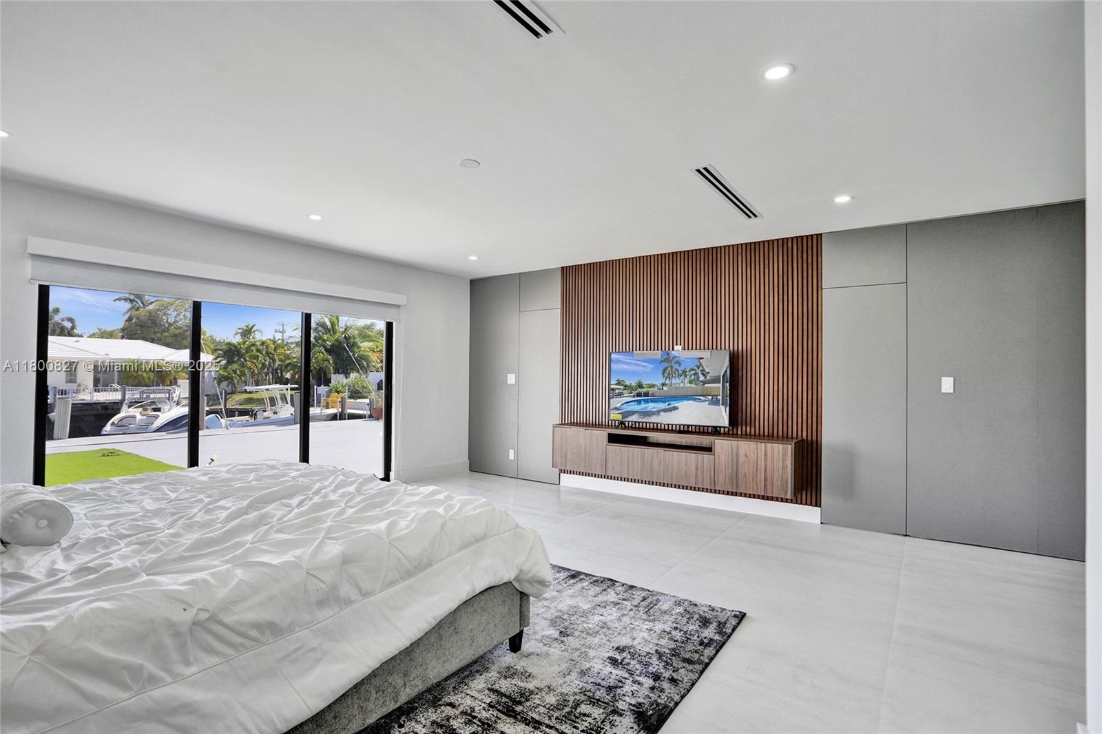 CORAL RIDGE COUNTRY CLUB - Residential