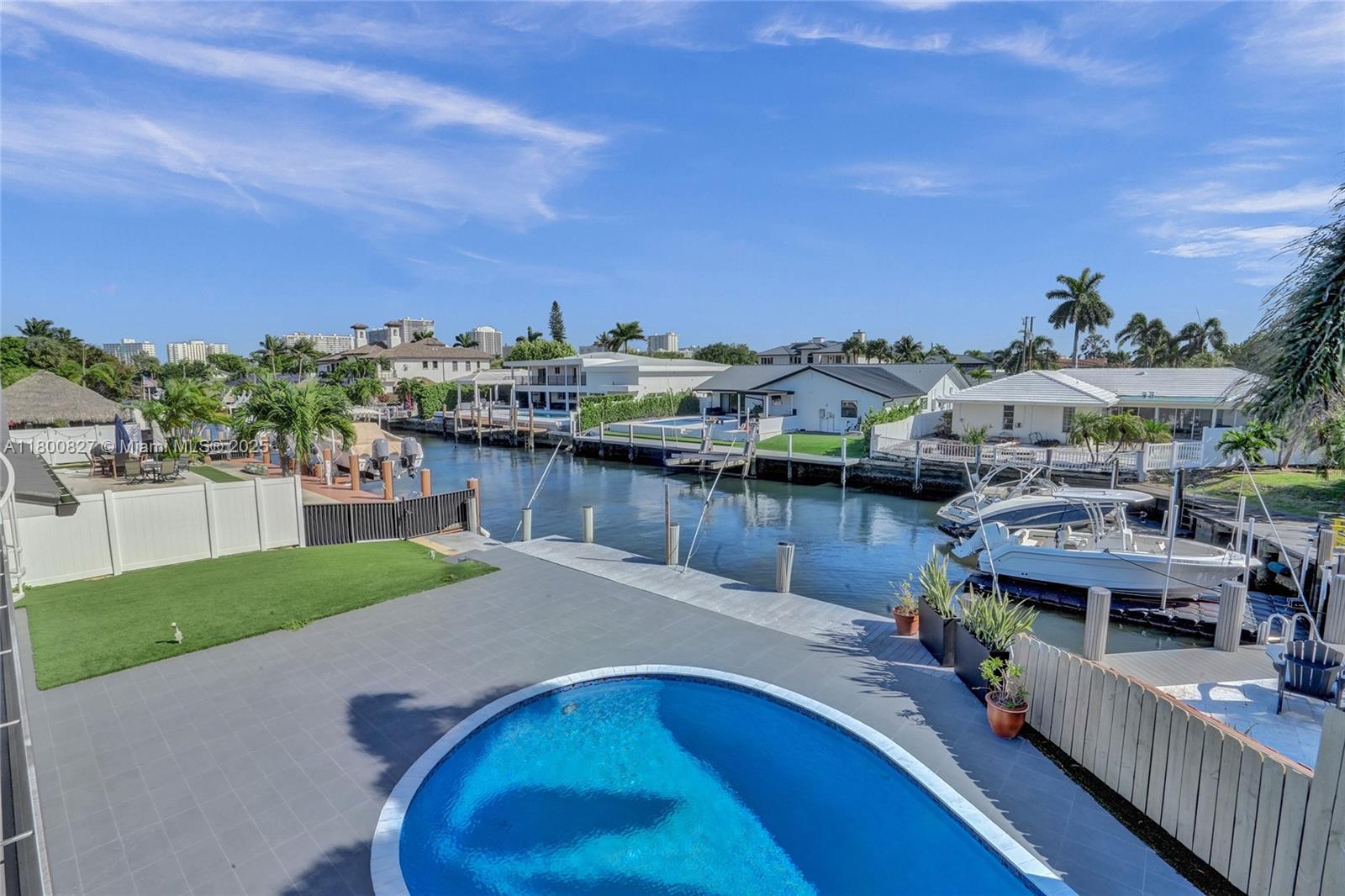 3010 Ne 46th St, Fort Lauderdale, Broward County, Florida - 4 Bedrooms  
5 Bathrooms - 