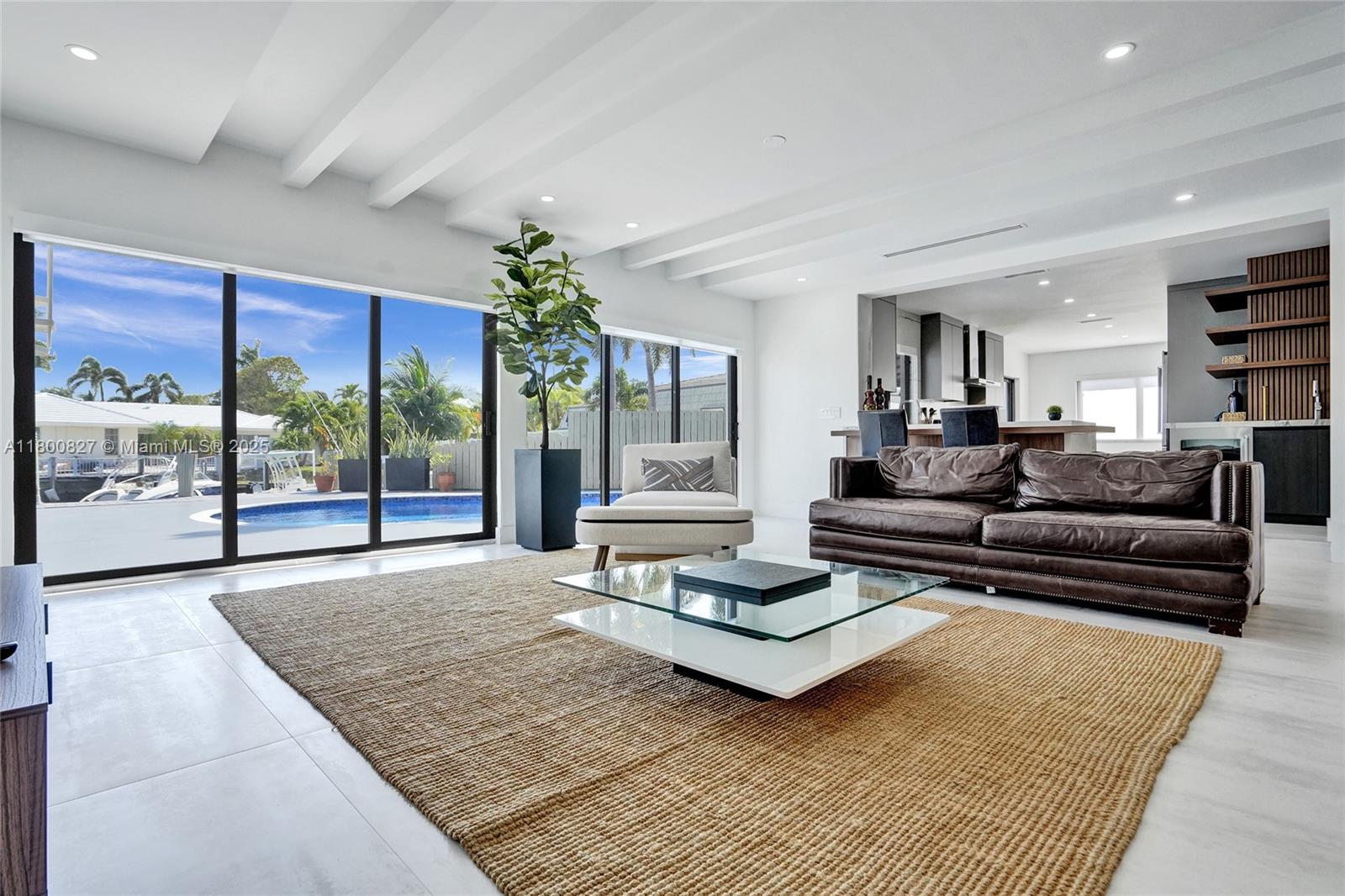 CORAL RIDGE COUNTRY CLUB - Residential