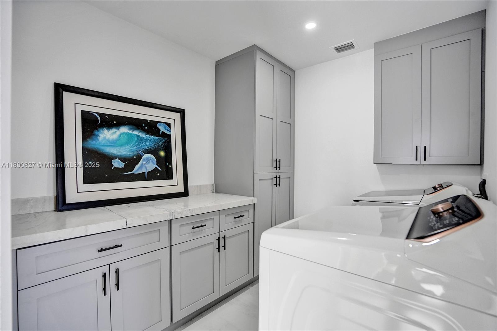CORAL RIDGE COUNTRY CLUB - Residential