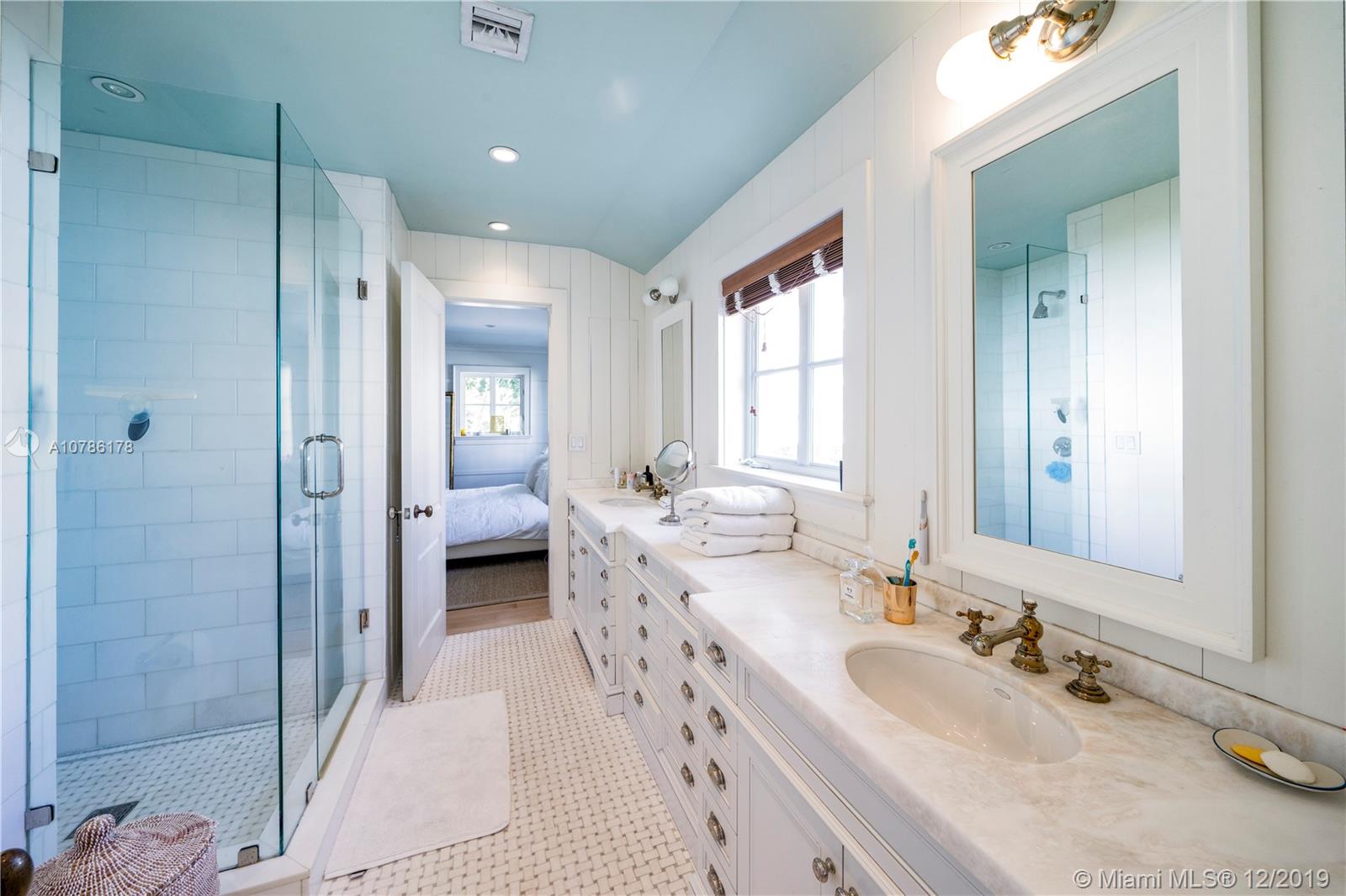 LAKE VIEW SUB - Residential