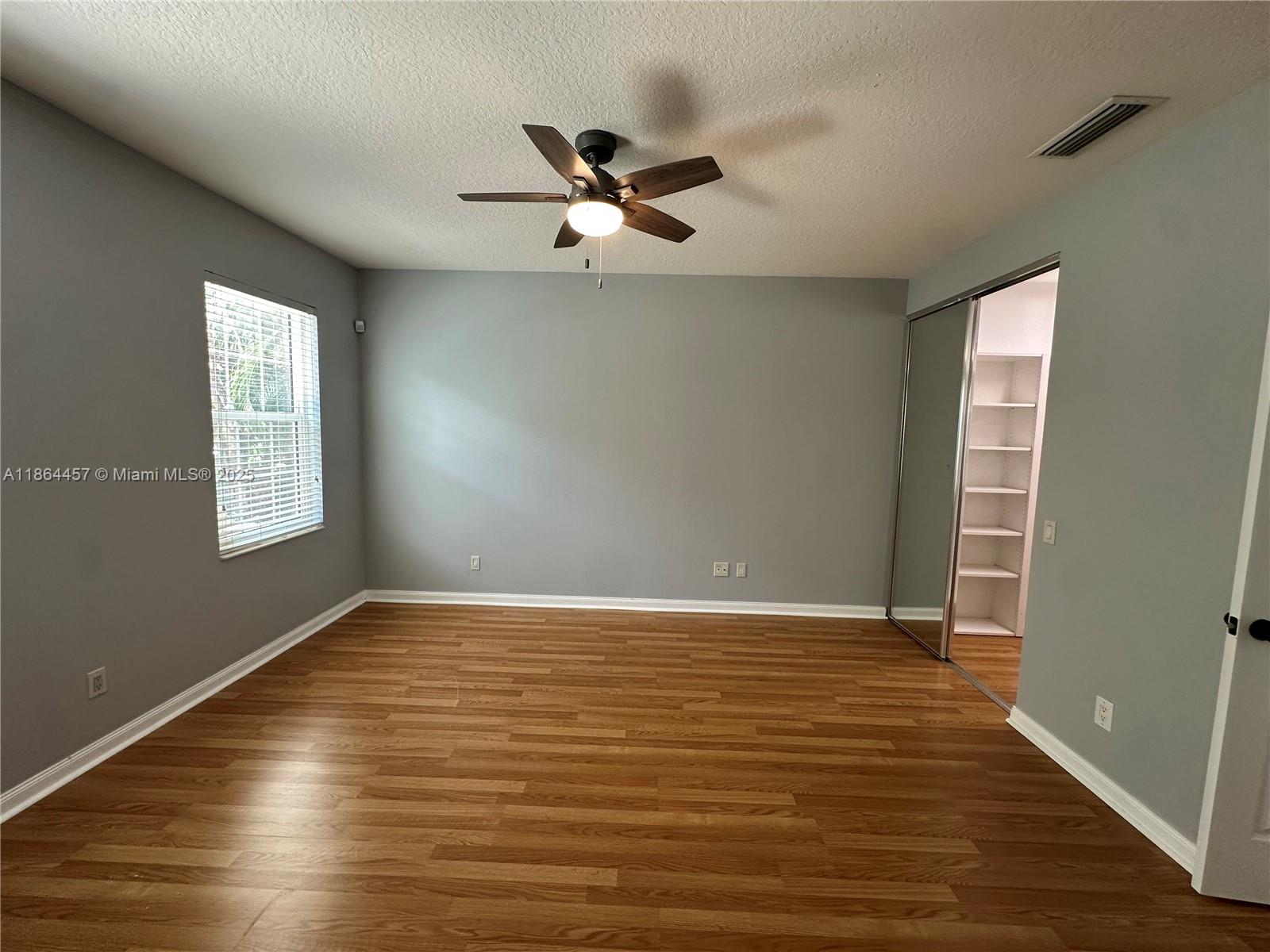 CATALINA LAKES - Residential