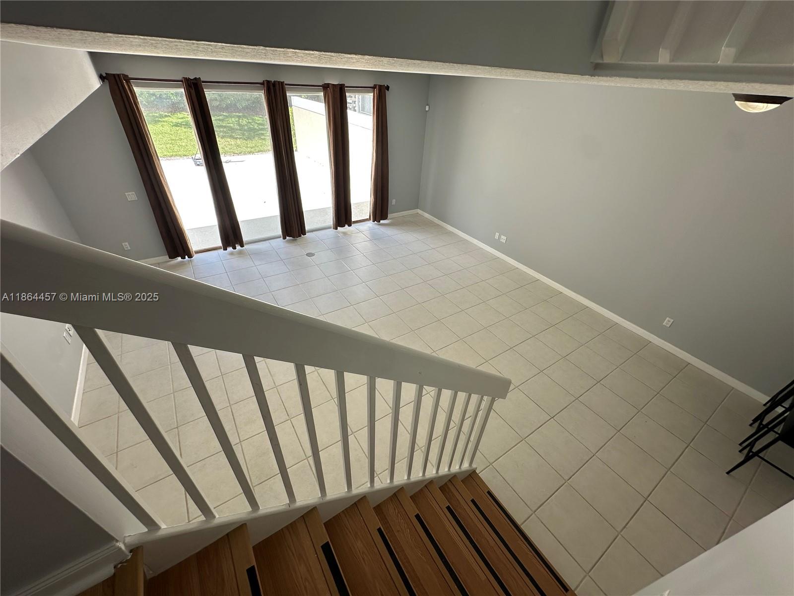 CATALINA LAKES - Residential