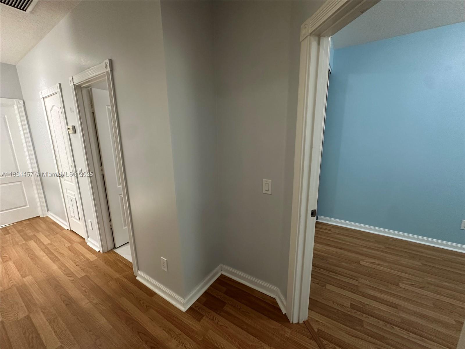 CATALINA LAKES - Residential