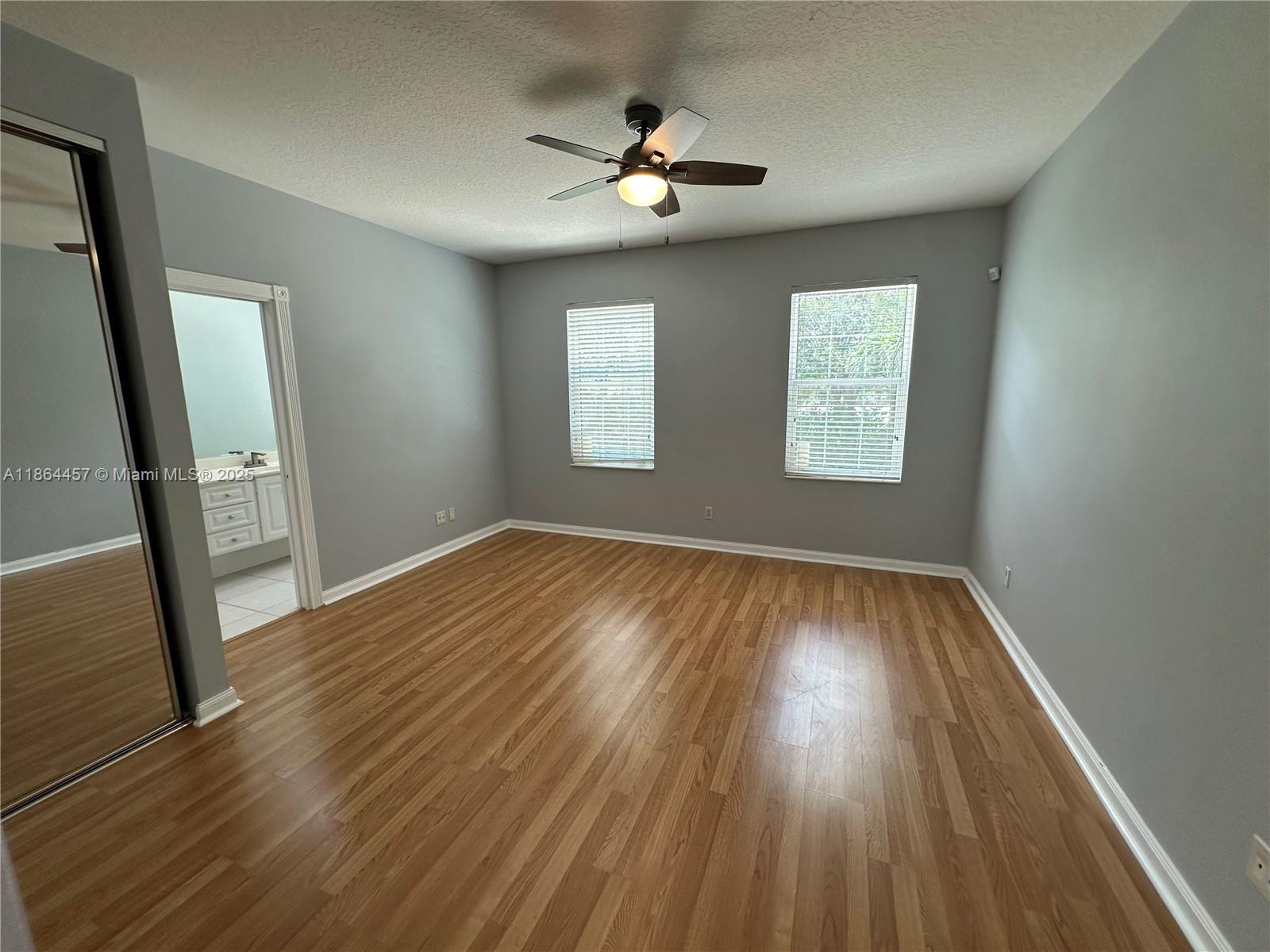 CATALINA LAKES - Residential