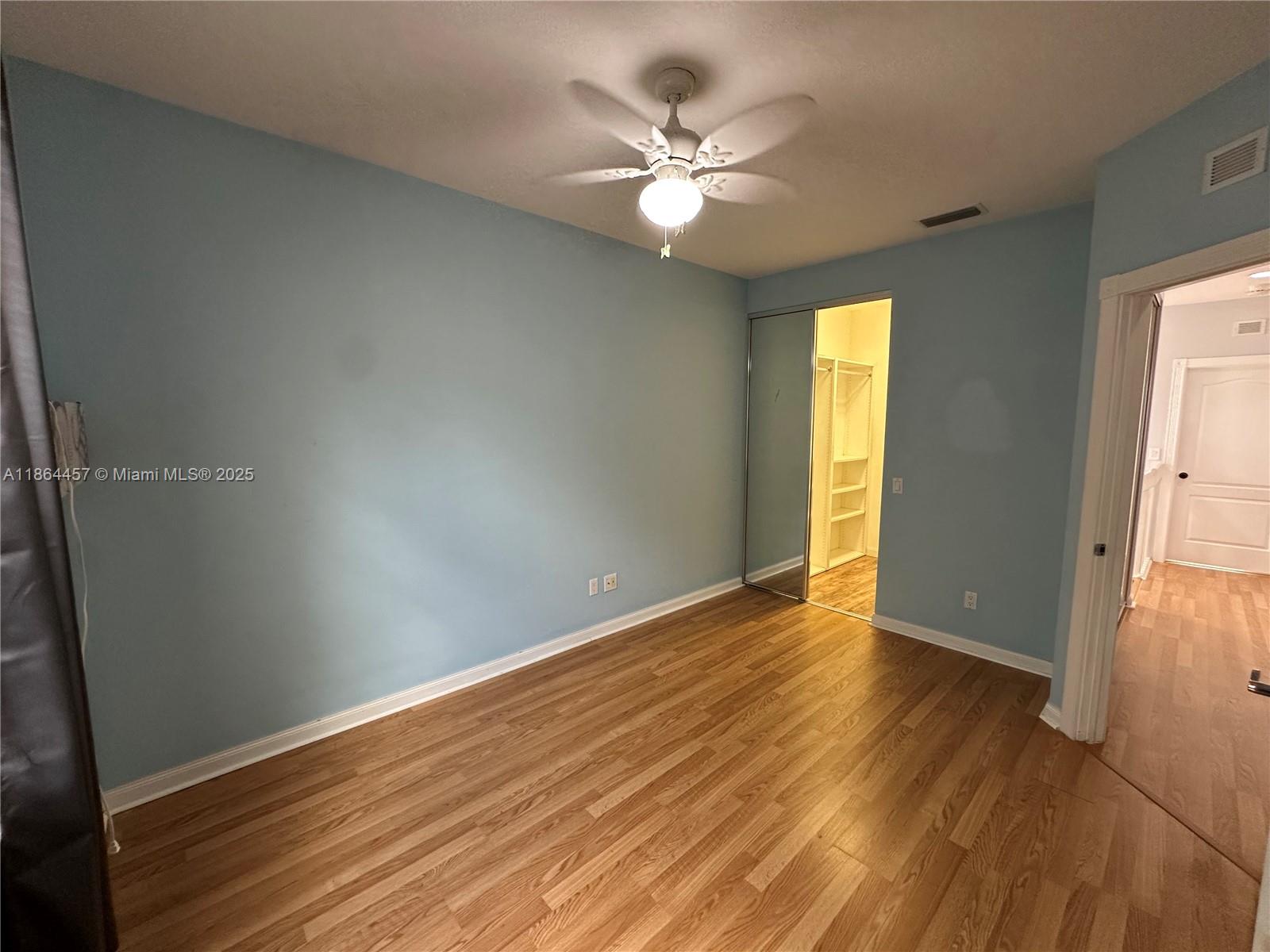 CATALINA LAKES - Residential