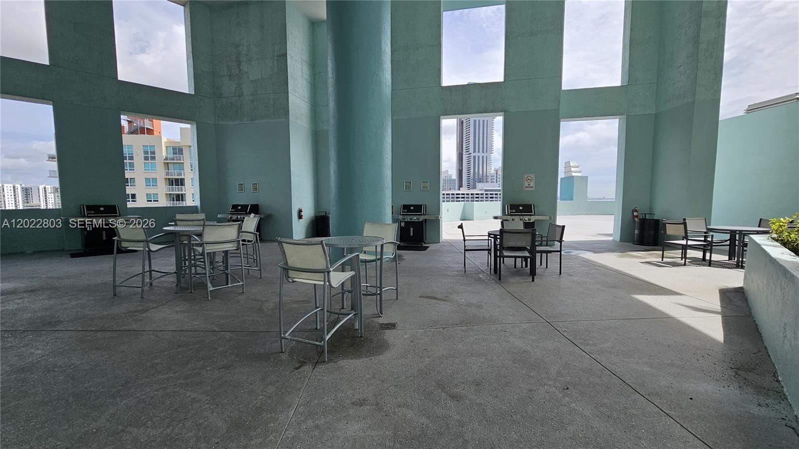 QUANTUM ON THE BAY CONDO - Residential