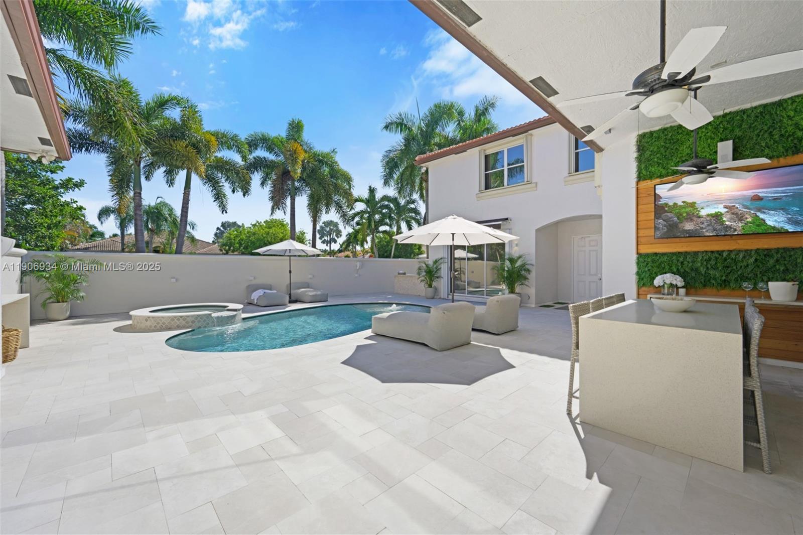 SHORES AT BOCA RATON PH 1 - Residential