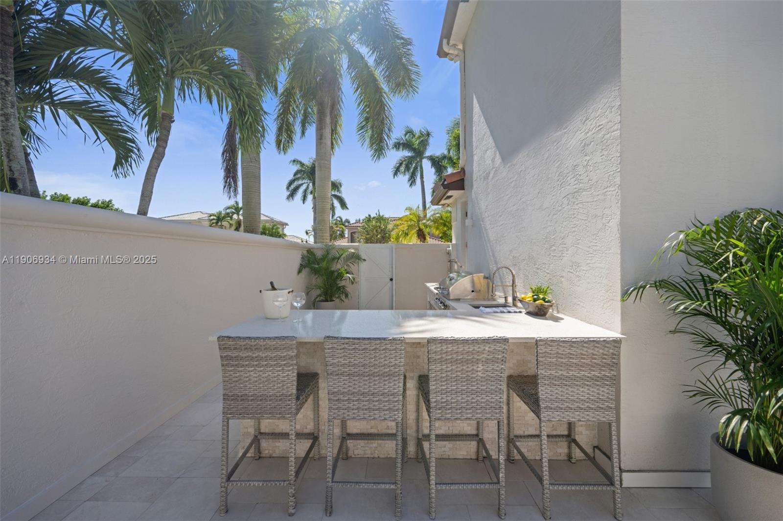 SHORES AT BOCA RATON PH 1 - Residential