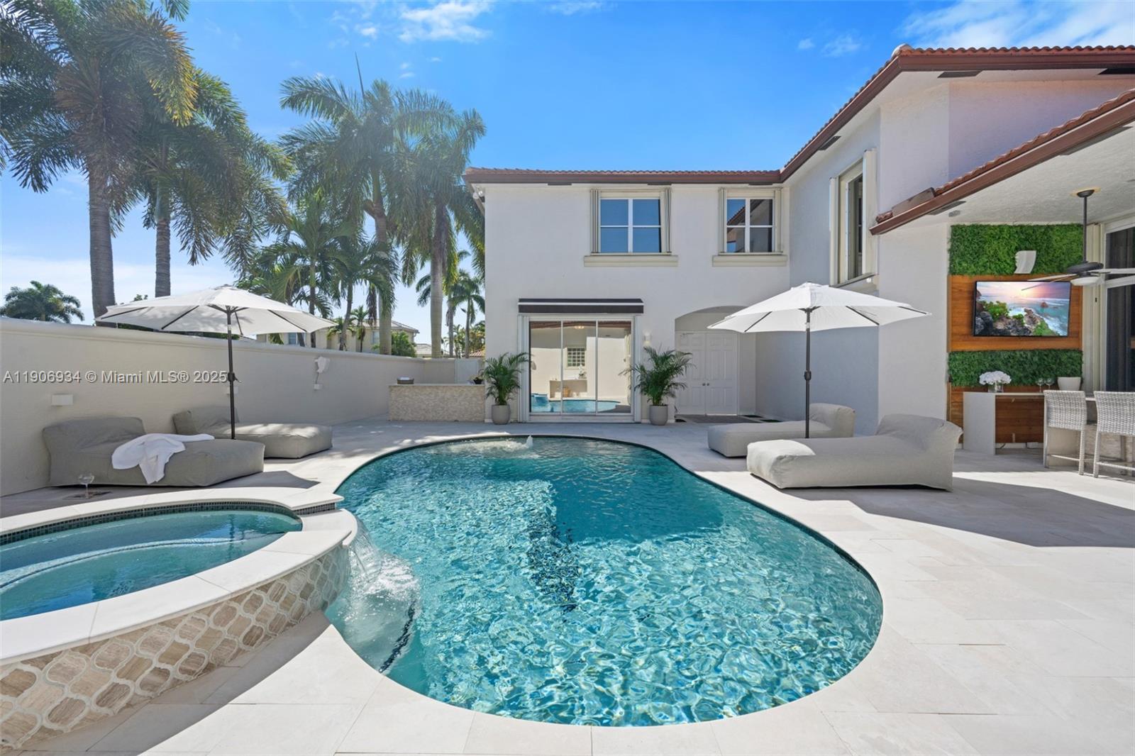 SHORES AT BOCA RATON PH 1 - Residential