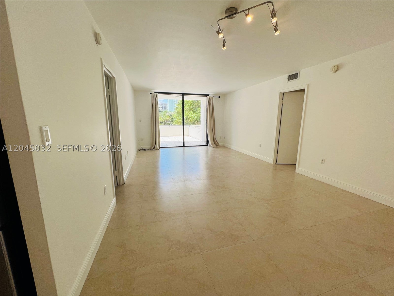 2333 Brickell Ave 210