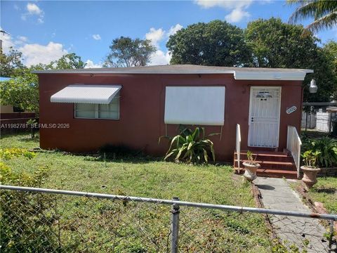 HOME MAX REALTY INTERNATIONAL 11970 NW 10th Ave North Miami FL 33168