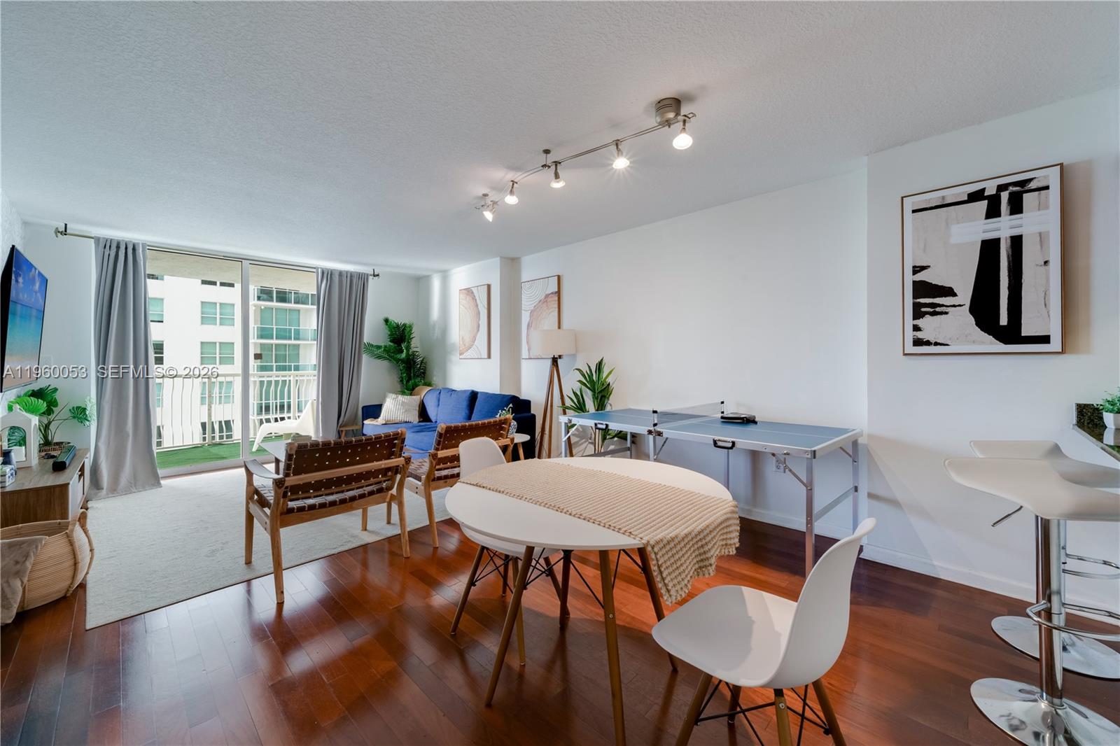 THE CLUB AT BRICKELL BAY - Residential Lease