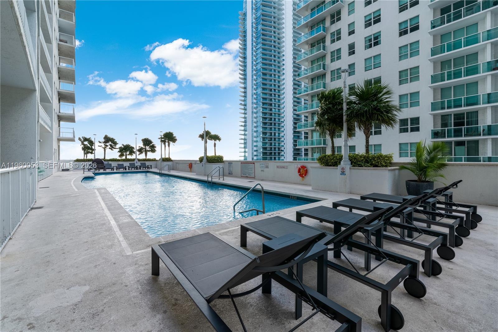 THE CLUB AT BRICKELL BAY - Residential Lease