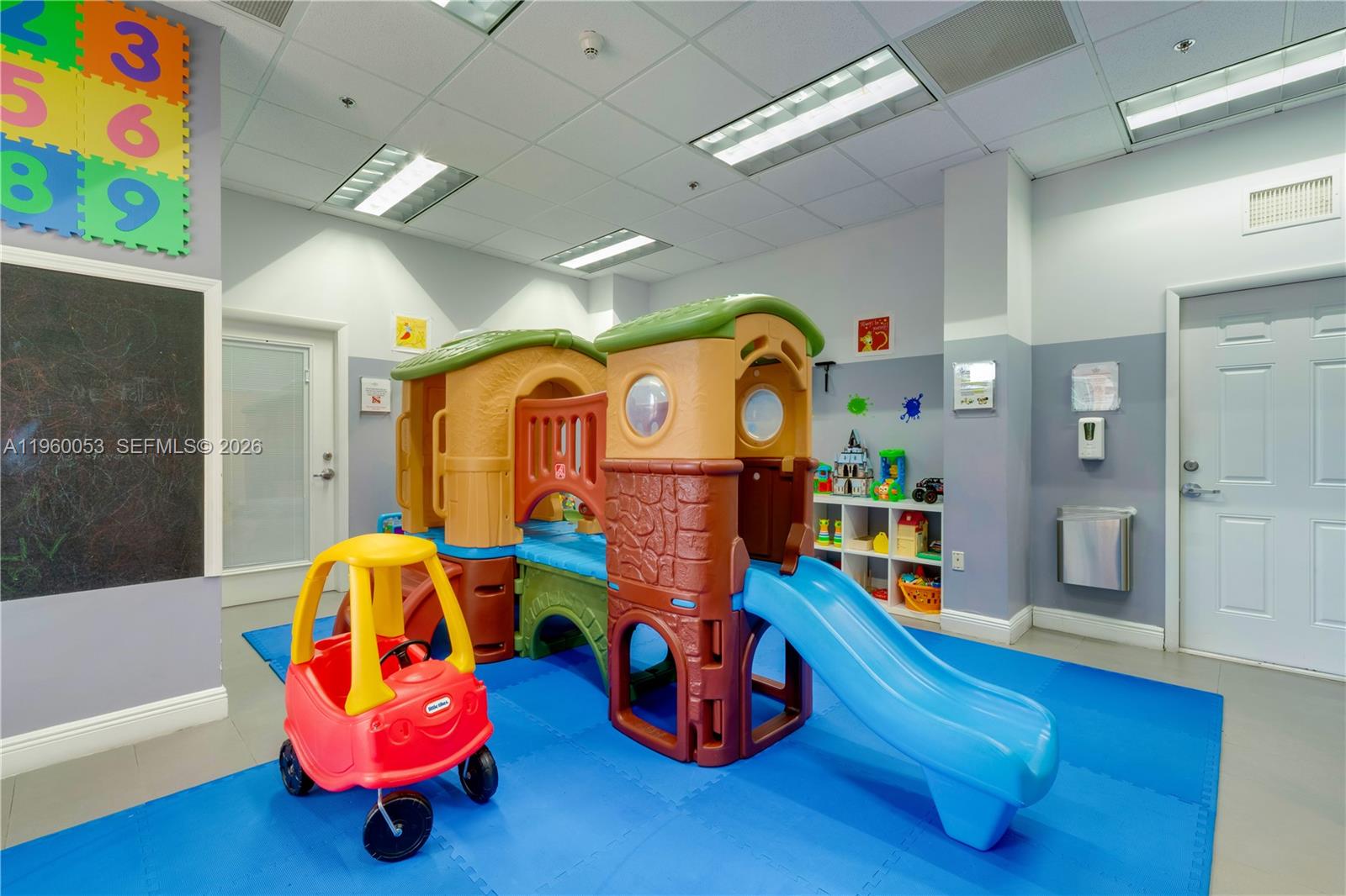 THE CLUB AT BRICKELL BAY - Residential Lease